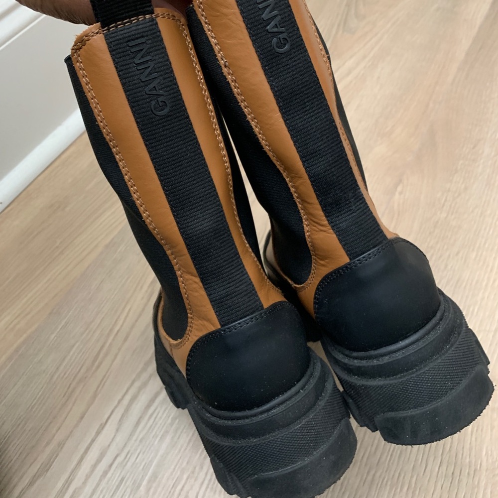 Ganni Leather Chelsea Boot - Tigers Eye